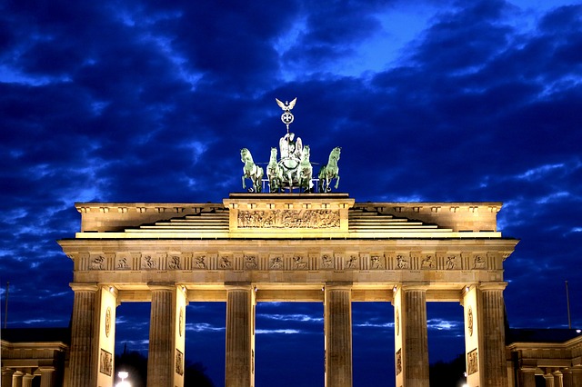 Не оставляйте потенциальных возможностей и увеличьте ваши возможности поиска в столице с помощью SEO Berlin - зарегистрируйтесь сейчас